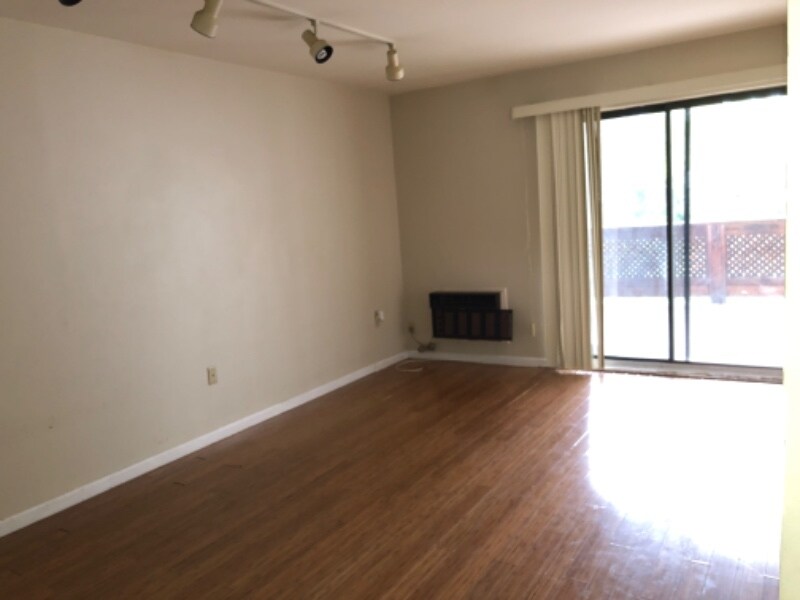 Building Photo - 1334 W Wyomissing Blvd