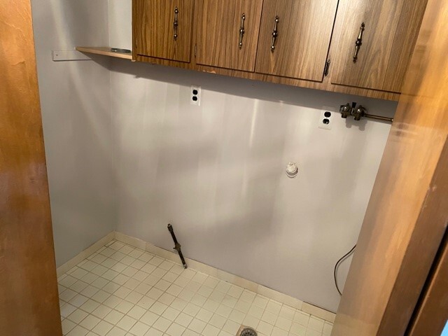Washer Dryer hookups - 91 Grove St