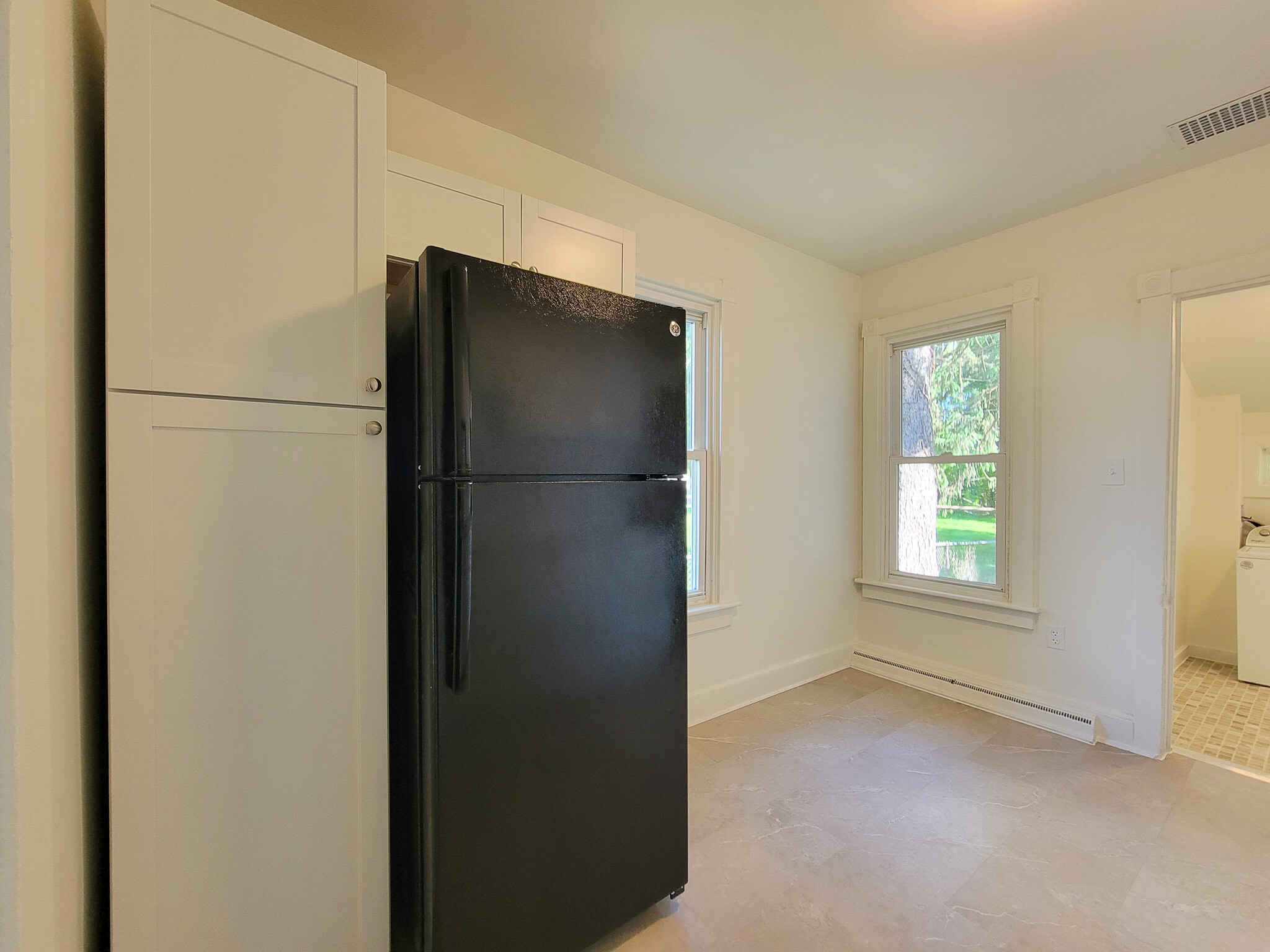 Building Photo - 209 Leaman St