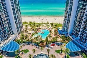 Building Photo - 18101 Collins Ave