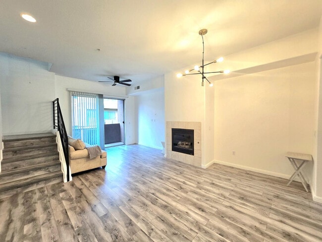 Building Photo - 6605 N 93RD Ave