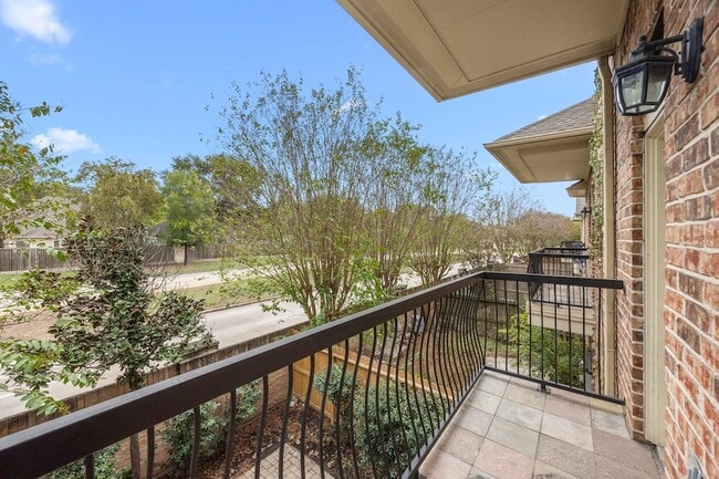 Building Photo - 7930 Stoneyway Dr