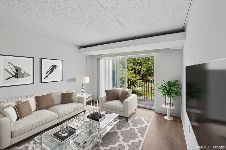 Primary Photo - Mason at Van Dorn