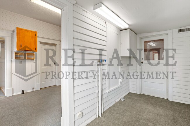 Building Photo - 109 N Emporia St
