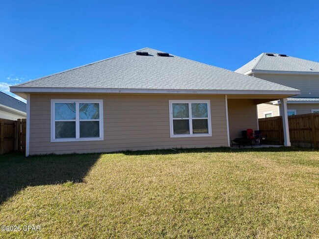 Building Photo - 326 Emerald Cove St