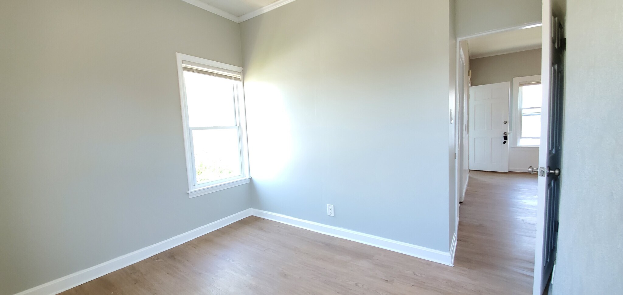 #3 Office - 1124 Bedford St