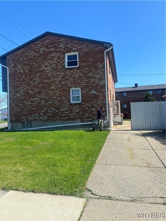 Building Photo - 500 Dick Rd