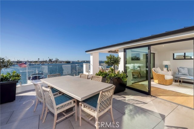 Building Photo - 130 S Bay Front