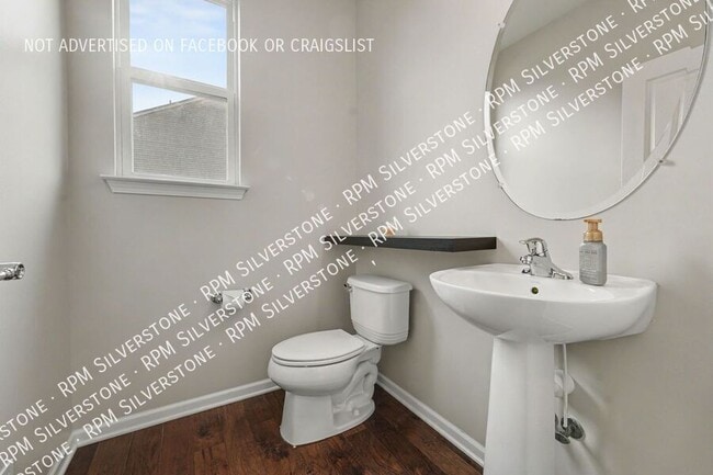 Building Photo - 1235 Ardmore-