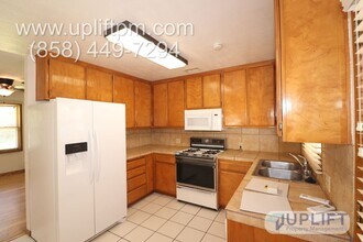 Building Photo - 2 bedroom, 2 bathroom 1200 sqft country home in Ramona
