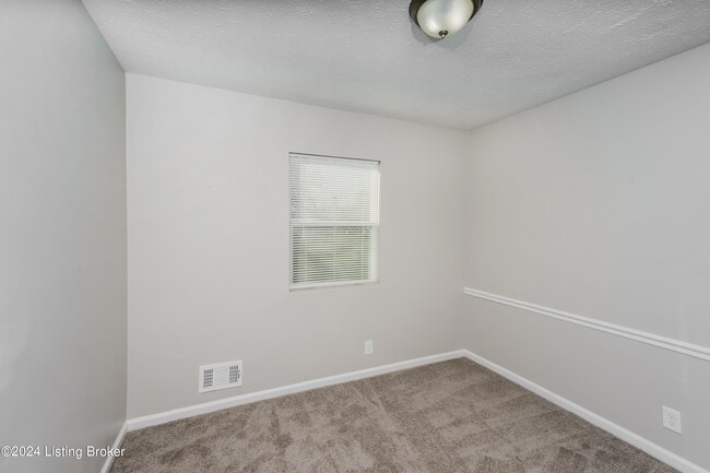 Building Photo - 1419 Knight Rd