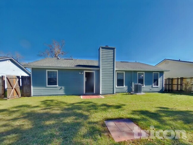 Building Photo - 1553 Kingfisher Blvd