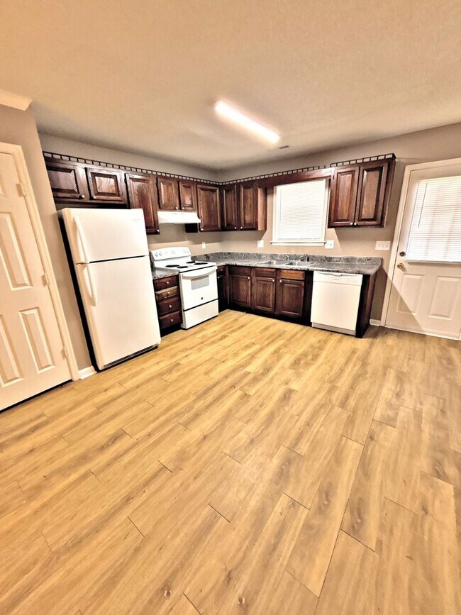 Building Photo - 2826 Wimberly Dr SW