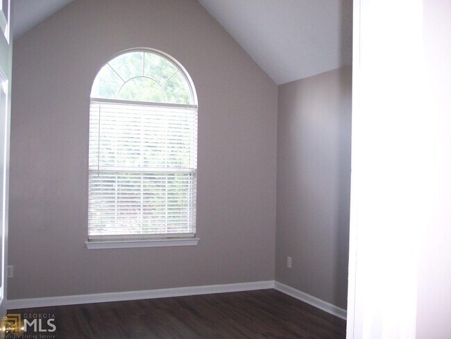 Building Photo - 1113 Misty Meadows Cove