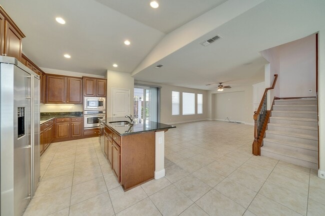 Building Photo - 10129 Bay Harbor Dr