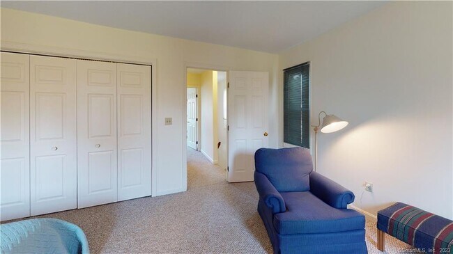 Building Photo - 1 Daventry Hill Ln