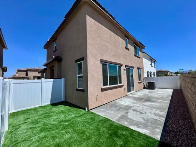 Building Photo - 31799 Woodbank Wy
