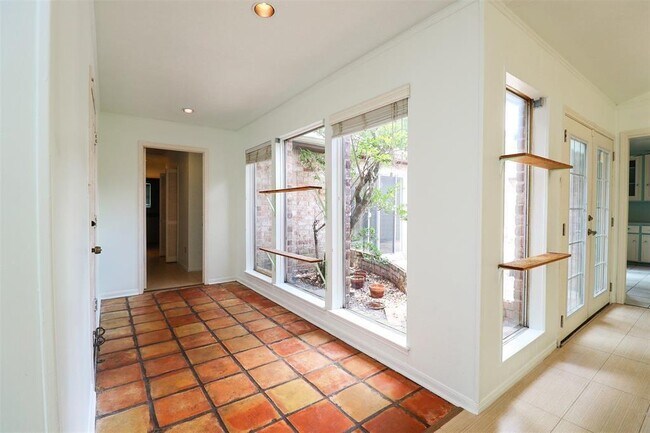 Building Photo - 14202 Ella Lee Ln