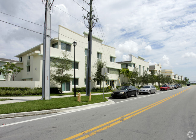 Building Photo - Magnolia Landing Apartment