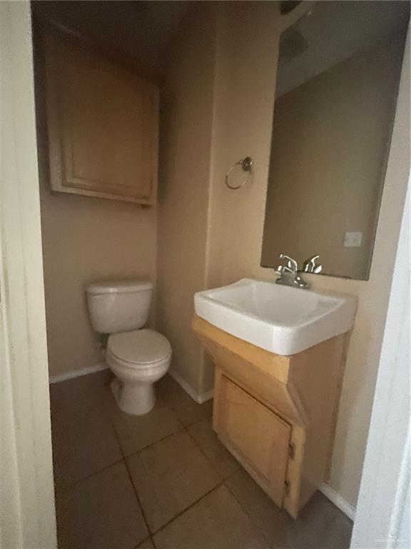 Building Photo - 16 Upland Dr