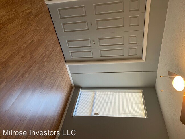 Building Photo - 300 S Hospital Dr