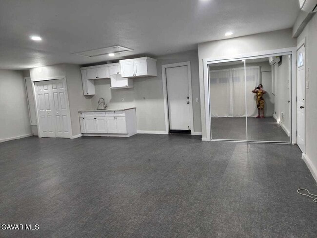 Building Photo - 13602 Ironstone Ave