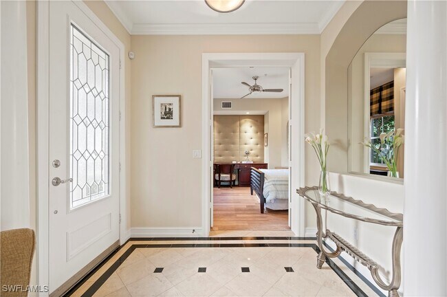 Building Photo - 2809 Tiburon Blvd E