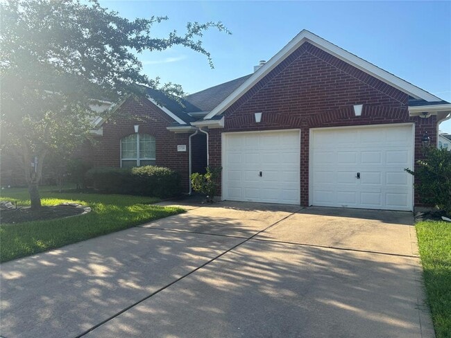 Building Photo - 3726 Golden Shores Dr