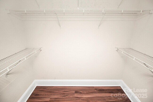 Building Photo - 400 N Church St