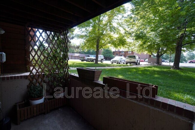 Building Photo - 431 Wright St