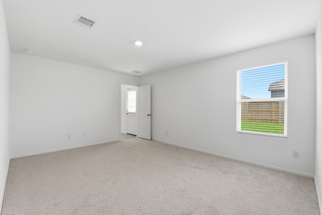Building Photo - 26815 Rosebay Wds Dr