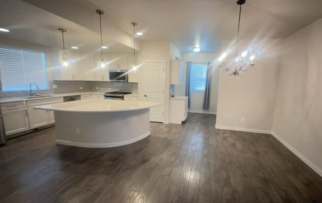 Building Photo - 6581 Cheyenne Autumn Wy