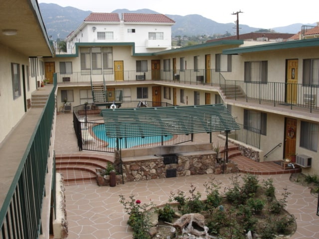 Building Photo - 2333 Mira Vista Ave