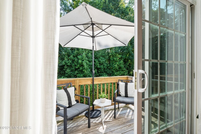 Building Photo - 207 Yale Blvd