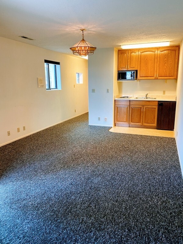 Building Photo - 2330 S Adonis Cir