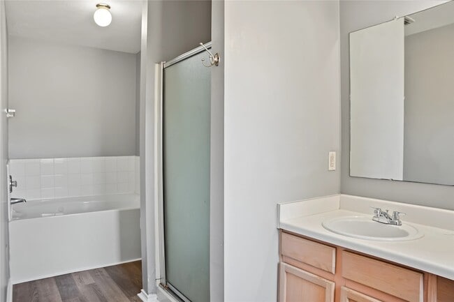 Building Photo - 3907 Starbridge Pointe Ln