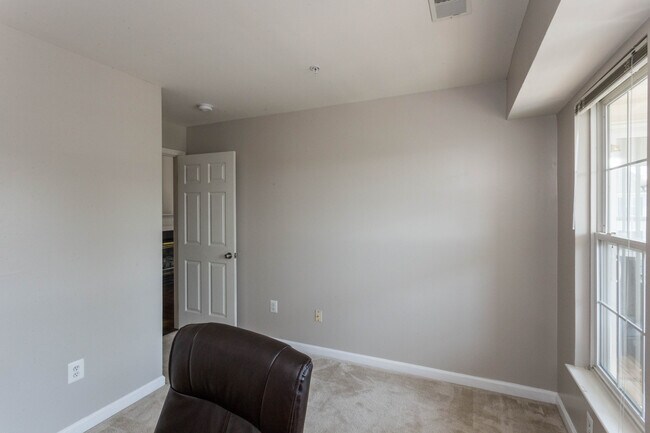 Building Photo - 7507 Snowpea Ct