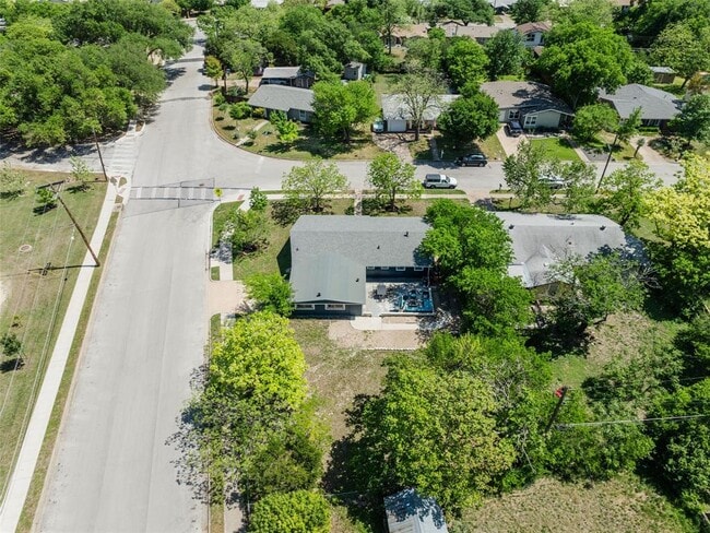 Building Photo - 7706 Delafield Ln