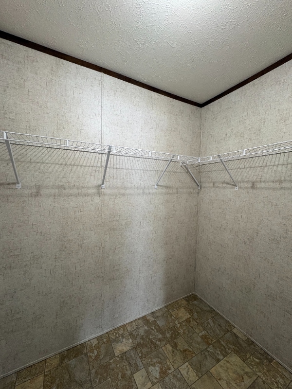 Building Photo - 377 Hunters Rill