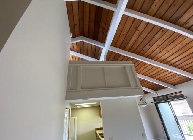 Building Photo - Williams