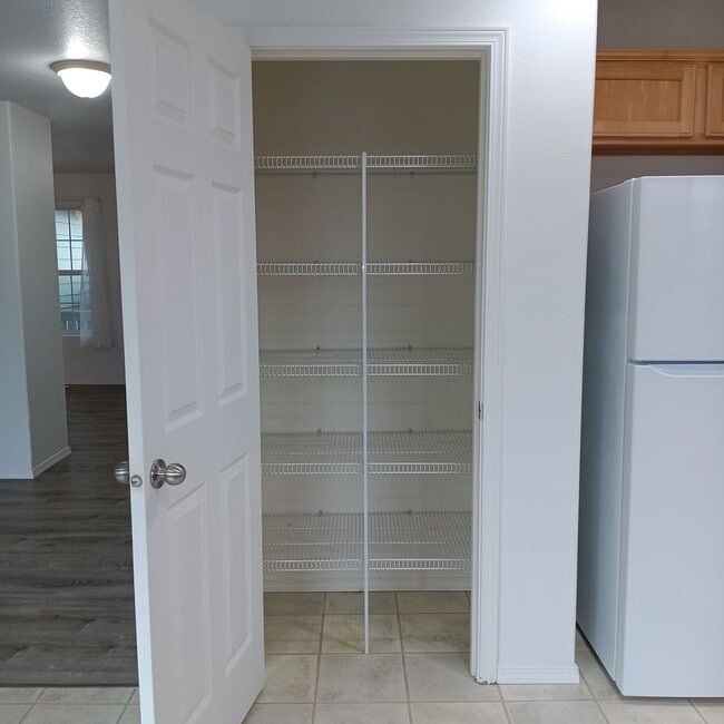 Building Photo - Beautiful Home Available In Bridal Springs Community!