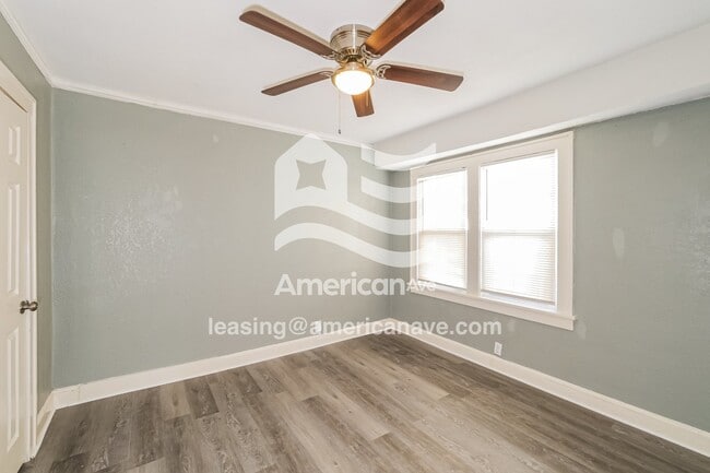 Building Photo - 6105 Swope Pkwy