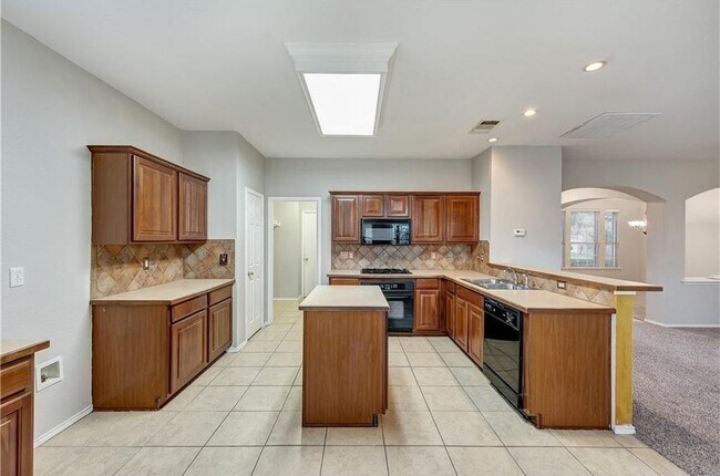 Building Photo - 10020 Chadbourne Rd