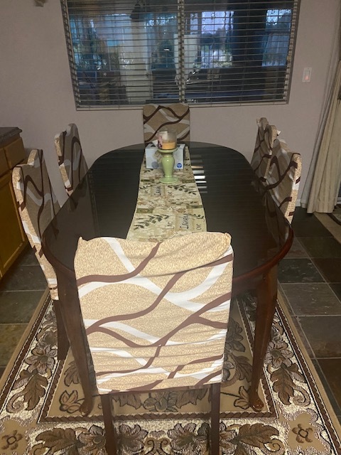 dining table w/6chairs - 8113 Laguna Brook Way