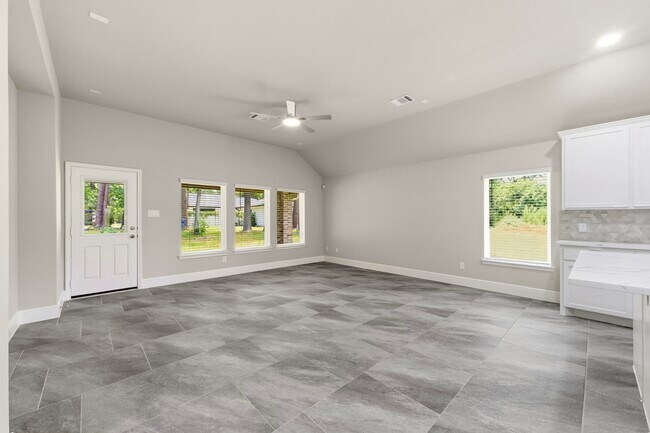 Building Photo - 23620 Youpon Ln