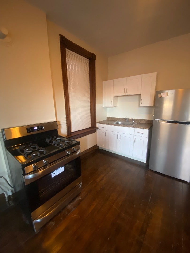 Building Photo - 3826 Nebraska Ave