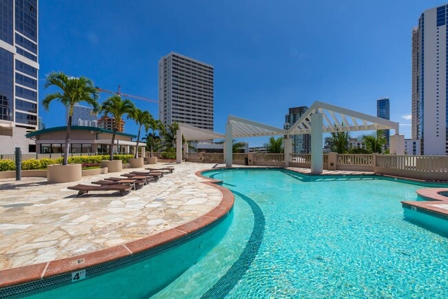 Primary Photo - High Floor - Ocean and City Views - Keola ...