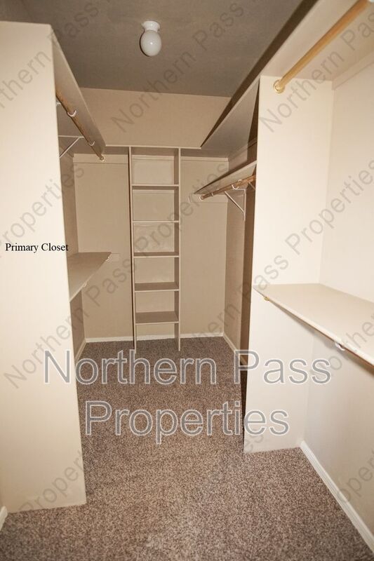 Building Photo - 12945 Hueco Hill Dr