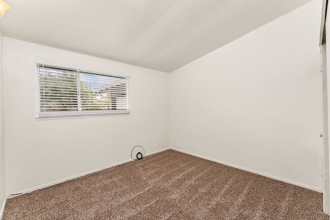 Building Photo - 6429 Stoneman Dr