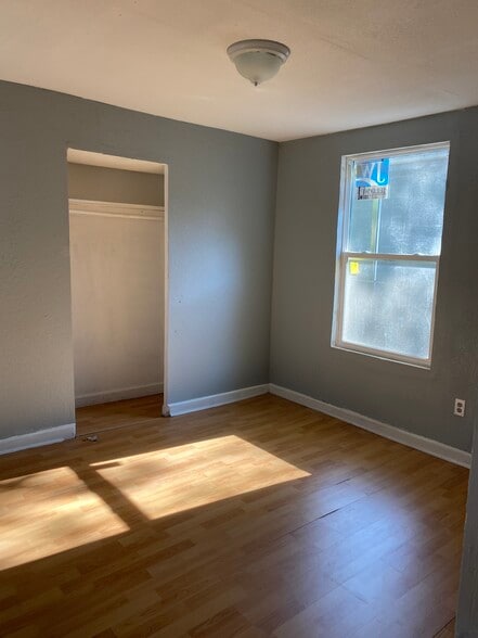 Building Photo - 2022 E New Orleans Ave